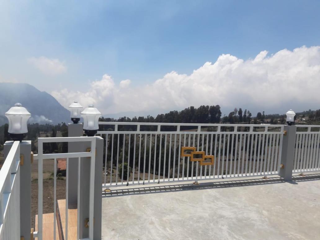 Bromo Otix Guest House Zimmer foto