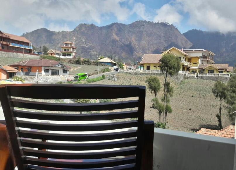 Bromo Otix Guest House Exterior foto